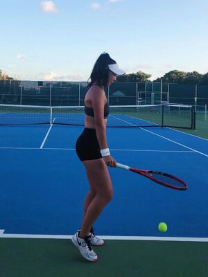 Stacey Fung hot tennis